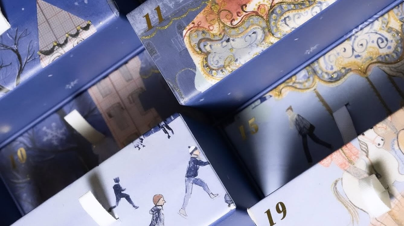 Kknekki Adventskalender 2026 mit exklusiven Haargummis in unveröffentlichten SS27-Farben – limitierte Auflage bei Maison Polaris